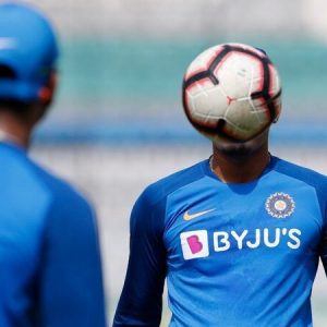 BCCI posts a photo of Indian player with covered face, Pandya gives hilarious reply