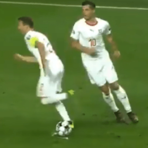 Arsenal captain Granit Xhaka and Stephan Lichtsteiner produce an absolutely comical free kick routine