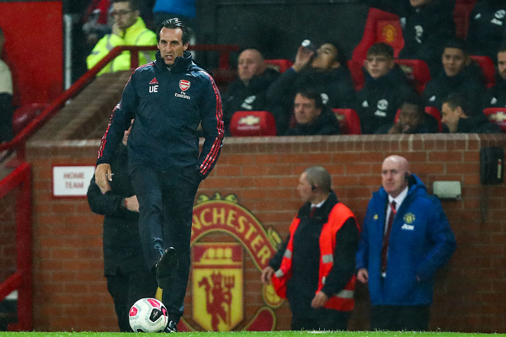 Arsenal provide the worst free kick routine vs Manchester United in the first half