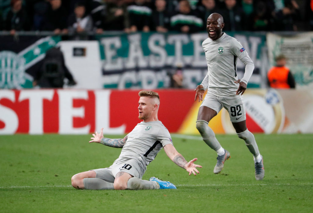 Ludogorets’ Rafael Forster channels inner Roberto Carlos to score a 30-yard scorcher vs Ferencvaros