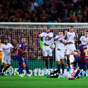 Lionel Messi Freekick: Barcelona Skipper scores an extraordinary free-kick during 4-0 Sevilla rout