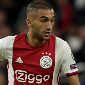 Ajax star Hakim Ziyech scores a screamer vs Valencia