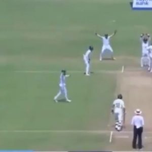WATCH: Nigel Llong stuns Ravindra Jadeja by ruling Senuran Muthusamy out in Pune