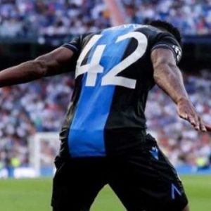 Emmanuel Dennis produces Cristiano Ronaldo celebration after scoring brace against Real Madrid