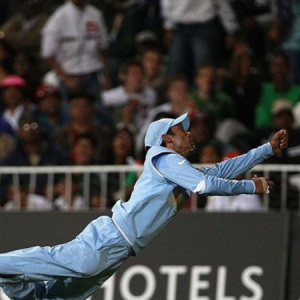 8 Surprising Health Benefits of Playing Cricket