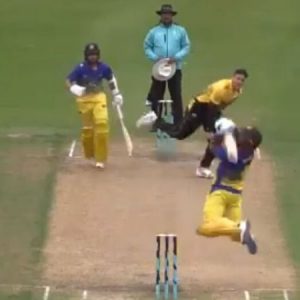WATCH: Neil Broom plays incredible scoop off Hamish Bennett in The Ford Trophy