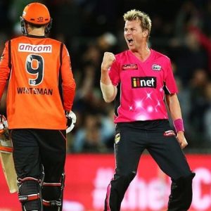 WATCH: Brett Lee's fairy tale last over in BBL 2014-15 final between Sydney Sixers and Perth Scorchers