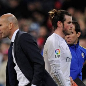 Real Madrid news Zinedine Zidane reacts to controversial Gareth Bale flag celebration