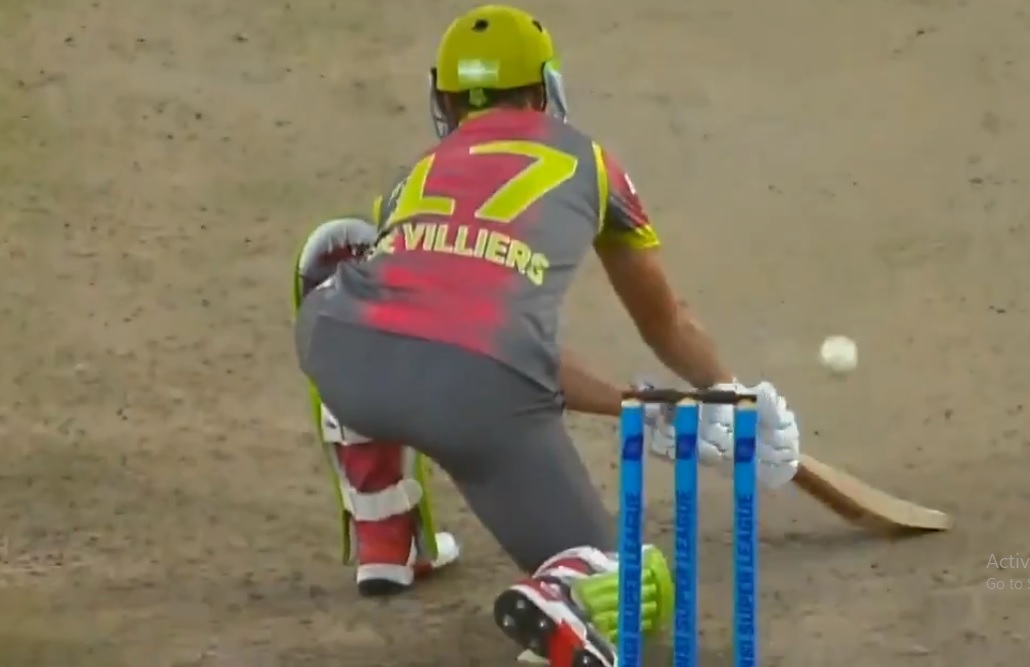 WATCH: AB de Villiers nails reverse scoop off Junior Dala in MSL 2019