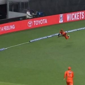 Chris Jordan catch vs Melbourne Renegades: Watch Perth Scorchers pacer grabs astonishing stunner to dismiss Daniel Christian
