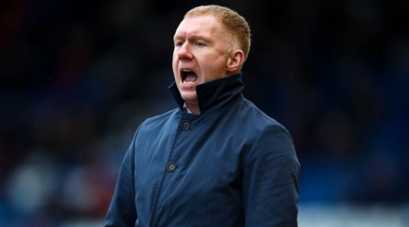 Paul Scholes hilariously downplays Liverpool’s success with badminton trophy comparison
