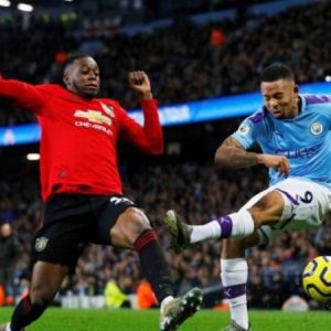Aaron Wan Bissaka's performance against Manchester City compels pundits to praise him