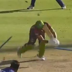 WATCH: Wahab Riaz's toe-crushing yorker uproots Roelof van der Merwe's stumps in Mzansi Super League