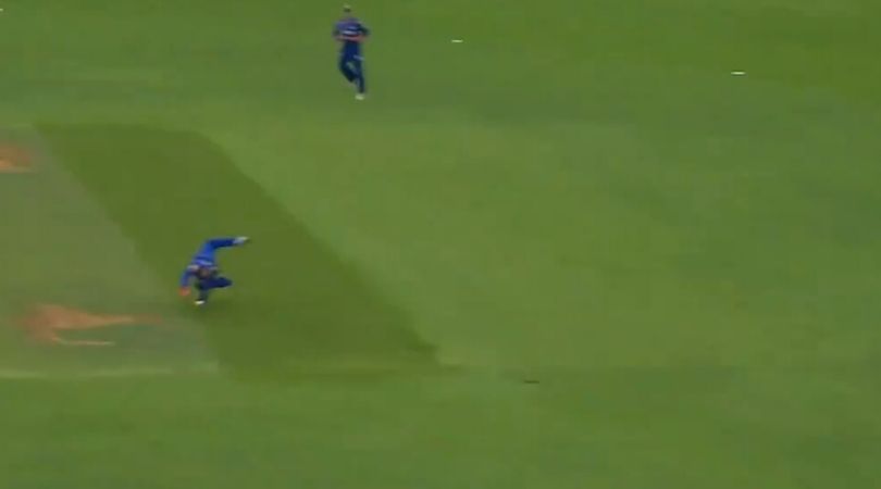 WATCH: Craig Cachopa grabs unthinkable catch to dismiss Devon Conway in Super Smash final