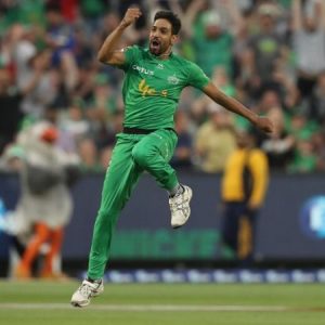 WATCH: Haris Rauf takes maiden T20 hat-trick vs Sydney Thunder in BBL 2019-20