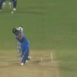 WATCH: Virat Kohli caresses classy six off Angelo Mathews in Pune T20I