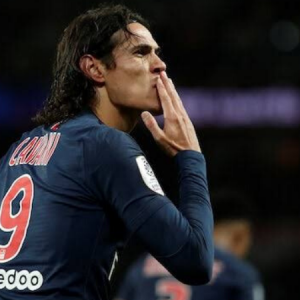 Man Utd Transfer News PSG Star Edinson Cavanni takes decision Manchester United transfer bid