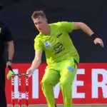 WATCH: Chris Morris fakes mankading to surprise Marcus Stoinis in BBL 2019