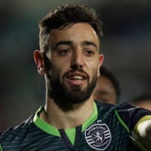 Man United Transfer News: Manchester United offers €70 million and one player for Bruno Fernandes