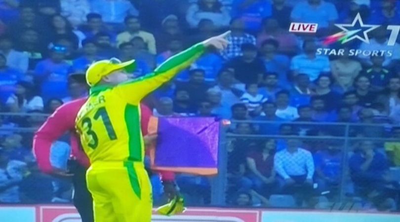 Watch: David Warner disentangling kite land inside edWankhede stadium