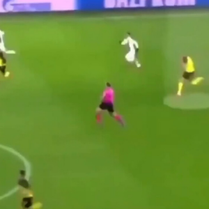 Erling Haaland was clocked sprinting 60 metres in world championship time during Dortmund vs PSG