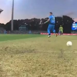WATCH: Arjun Nair involved in doomed run-out in Strikers vs Thunder BBL knockout match