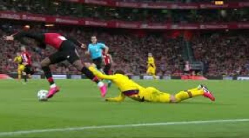 Gerard Pique faces humiliation while stopping Inaki Williams in Copa Del Rey match