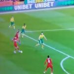 Roberto Firmino makes splendid no-look pass against Norwich City