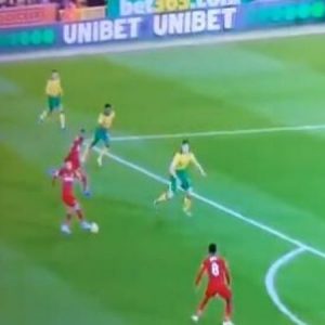 Roberto Firmino makes splendid no-look pass against Norwich City