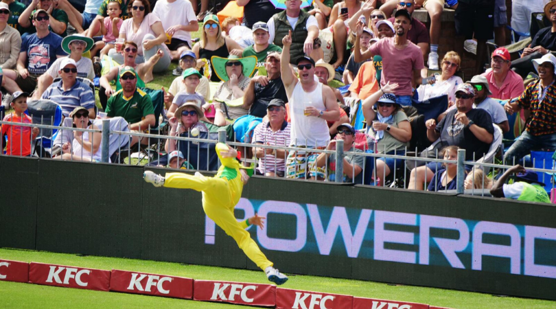 Watch Steve Smith’s acrobatic fielding on the boundary line saves 5 runs off Quinton De Kock’s shot