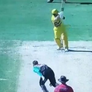 WATCH: Steve Smith plays sublime flick off Lockie Ferguson in Sydney ODI