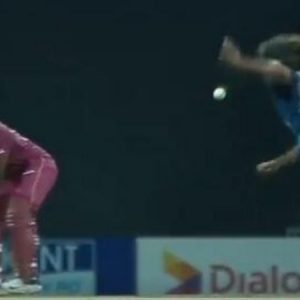 Andre Russel was knocking off Sri Lanka until Lasith Malinga showed his class