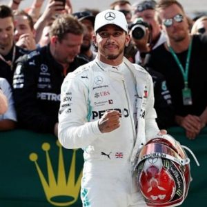 Lewis Hamilton: Formula 1 Management to allow British racer to take a knee