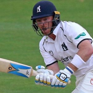 Ian Bell commits to one-year extension at Warwickshire
