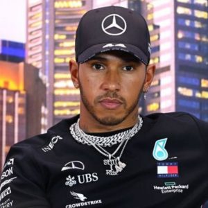 Lewis Hamilton humiliates Ferrari