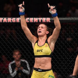 “Muscles Don’t Mean Sh*t”: UFC Women’s Fighter Drops 125 Lbs Bodybuilder on His Face Leaving Fans Shocked