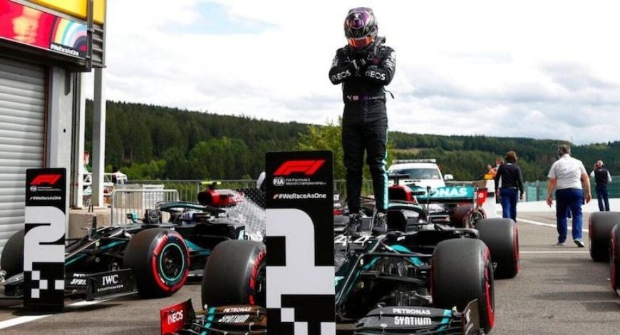 "Lewis Hamilton has been very special", Sachin Tendulkar Congratulates British Driver after his record breaking 91st GP win