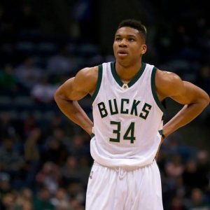 Is Giannis Antetokounmpo playing tonight vs Raptors? Bucks release oral surgery injury report