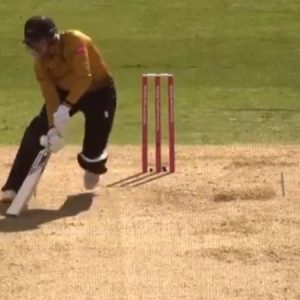 Vitality T20 Blast 2020: Watch Tom Taylor brilliantly innovates to score boundary in Durham vs Leicestershire match