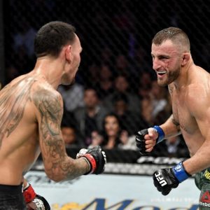 "Could Definitely Happen"- Alexander Volkanovski Opens Up About a Potential Trilogy Fight With Max Holloway