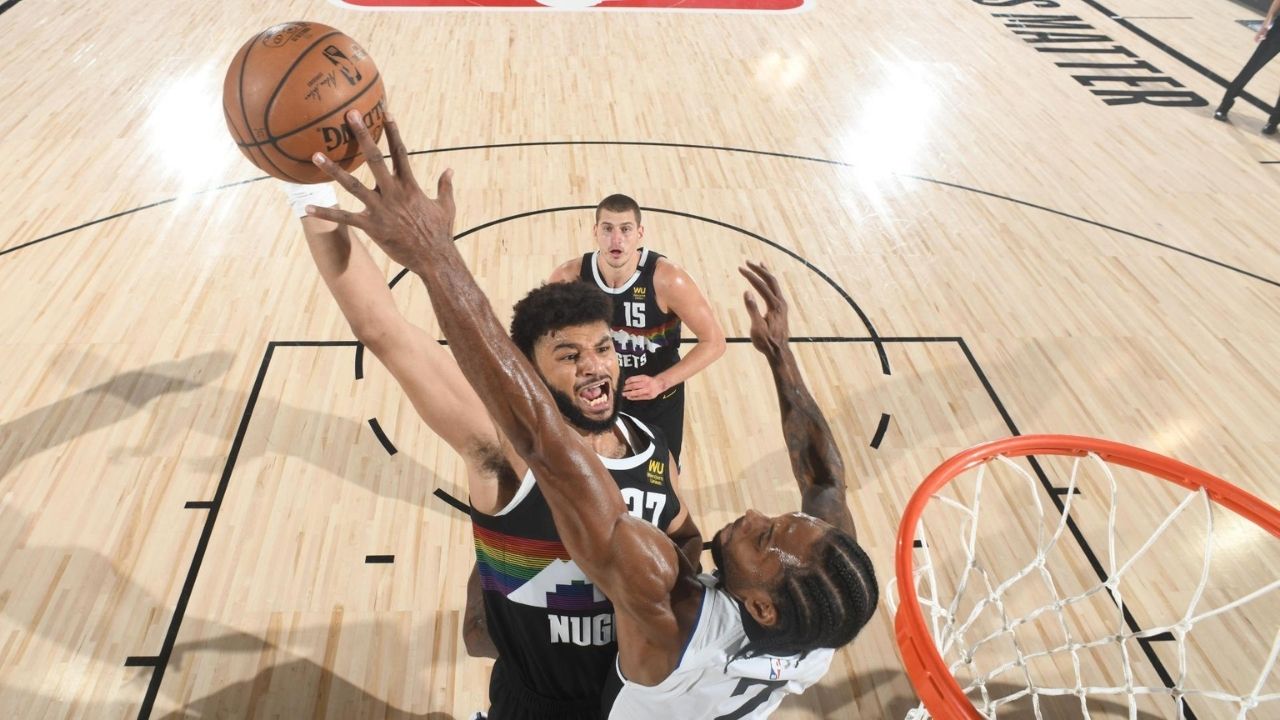 Kawhi Leonard middle finger block