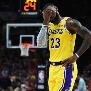 LeBron James banging his head after Lakers loss vs Nuggets