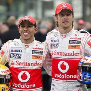 "He will never play dirty"- Jenson Button praises Lewis Hamilton's behaviour in person