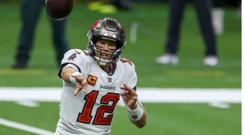 Buccaneers vs. Packers: Watch Tom Brady Deliver Quick Strike To Mike Evans For A 7-0 Lead