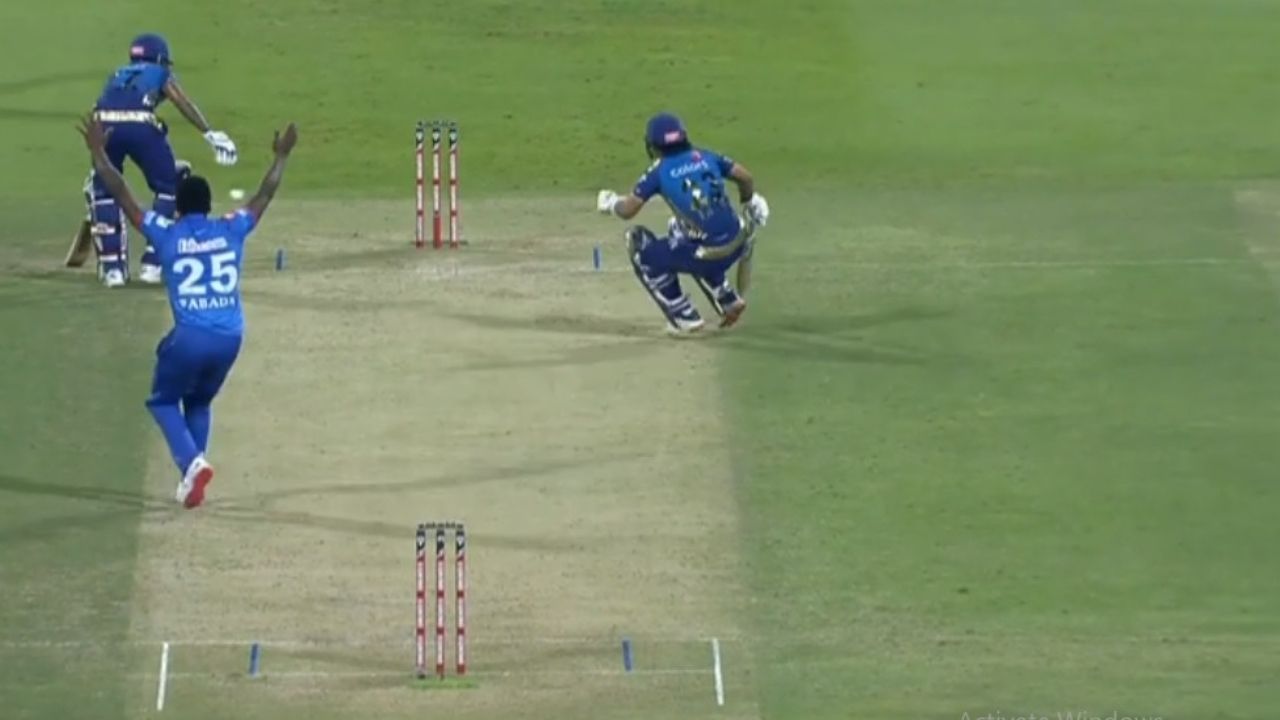 Ishan Kishan and Suryakumar Yadav involved in hilarious mix-up in MI vs DC IPL 2020 match