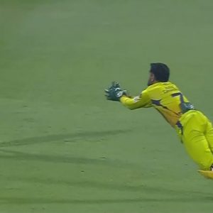 MS Dhoni catch today: CSK captain grabs first-rate catch with one glove off to dismiss Shivam Mavi vs KKR