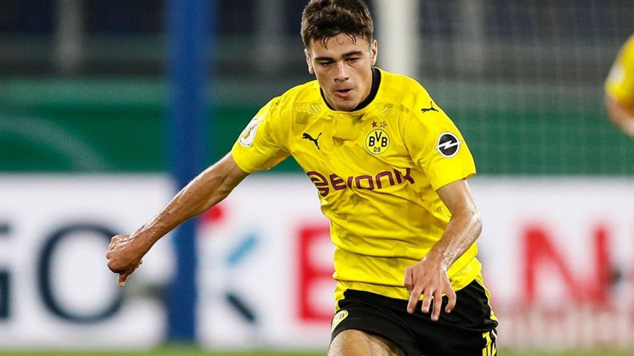 Gio Reyna’s Voted USA Soccer’s Young Player of the Year, Weston Wins Player of the Year