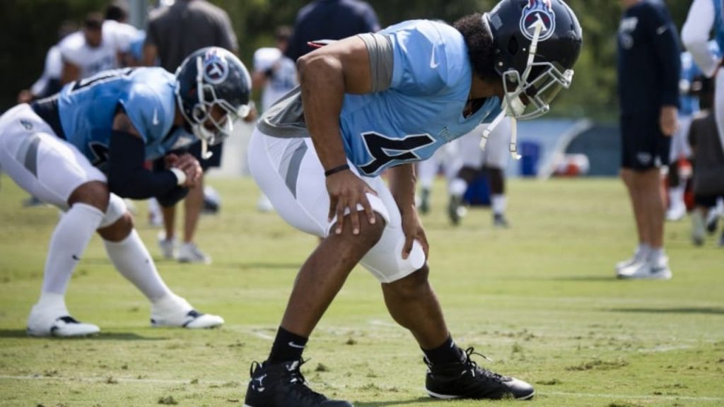 NFL News: Titans waste $24.5 million on Jadeveon Clowney and Vic Beasley