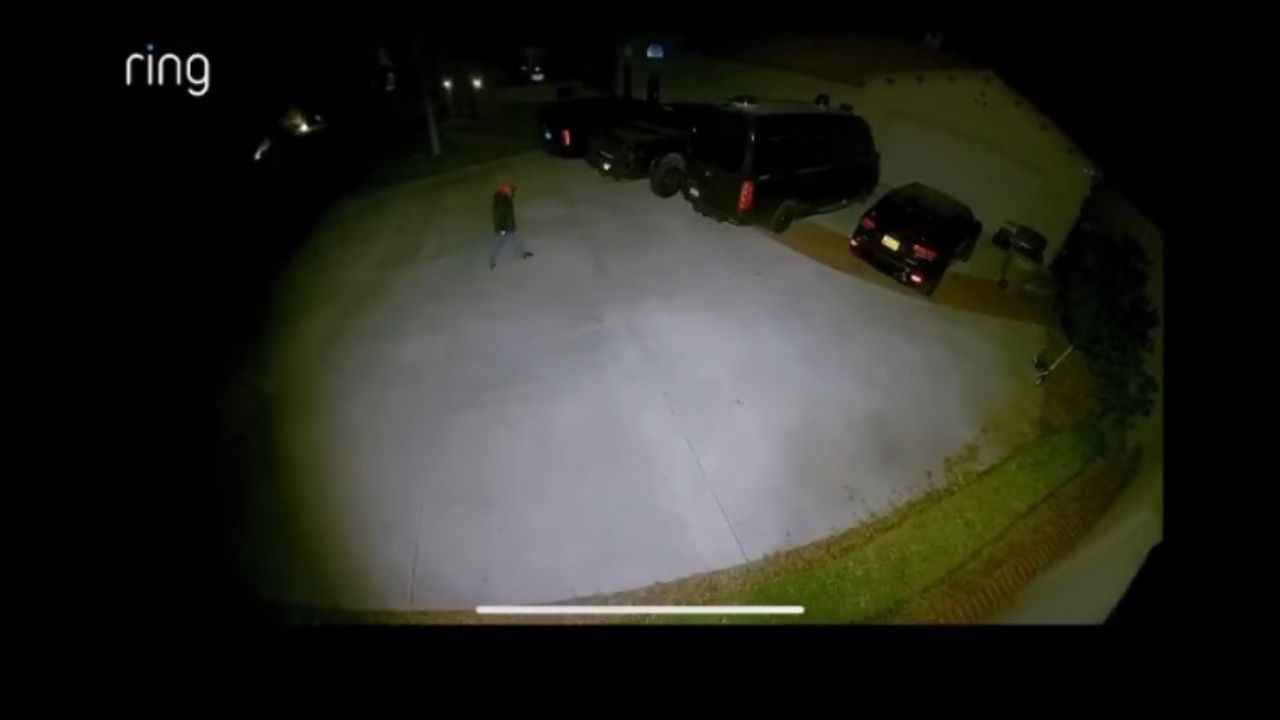 Jon Jones Posts a Surveillance Footage Which Shows Him Chasing a Robber