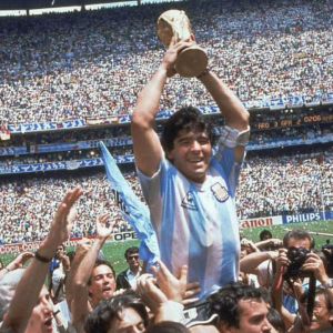 Maradona Doctor : Argentinian Police Raid Diego Maradona Doctor’s House And Clinic Amidst Allegations Of Foul Play 